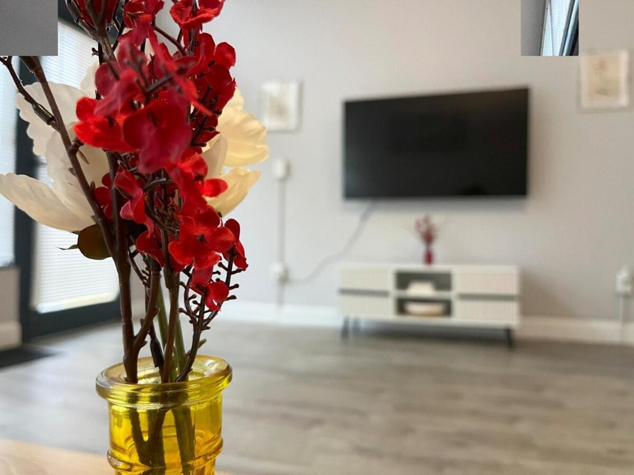 Local Modern Getaway - Ground Floor Apartman Cleveland Kültér fotó