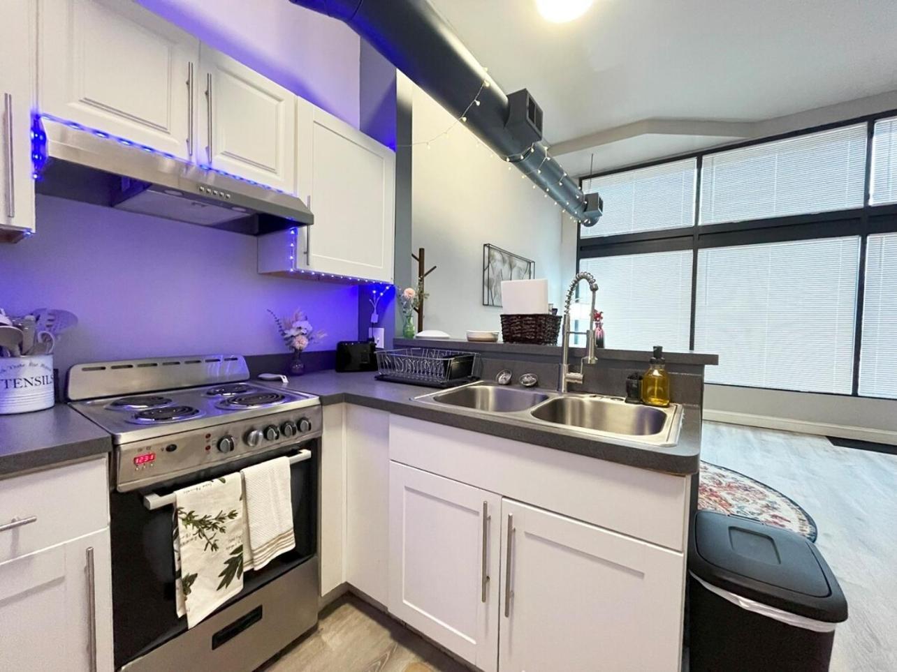 Local Modern Getaway - Ground Floor Apartman Cleveland Kültér fotó